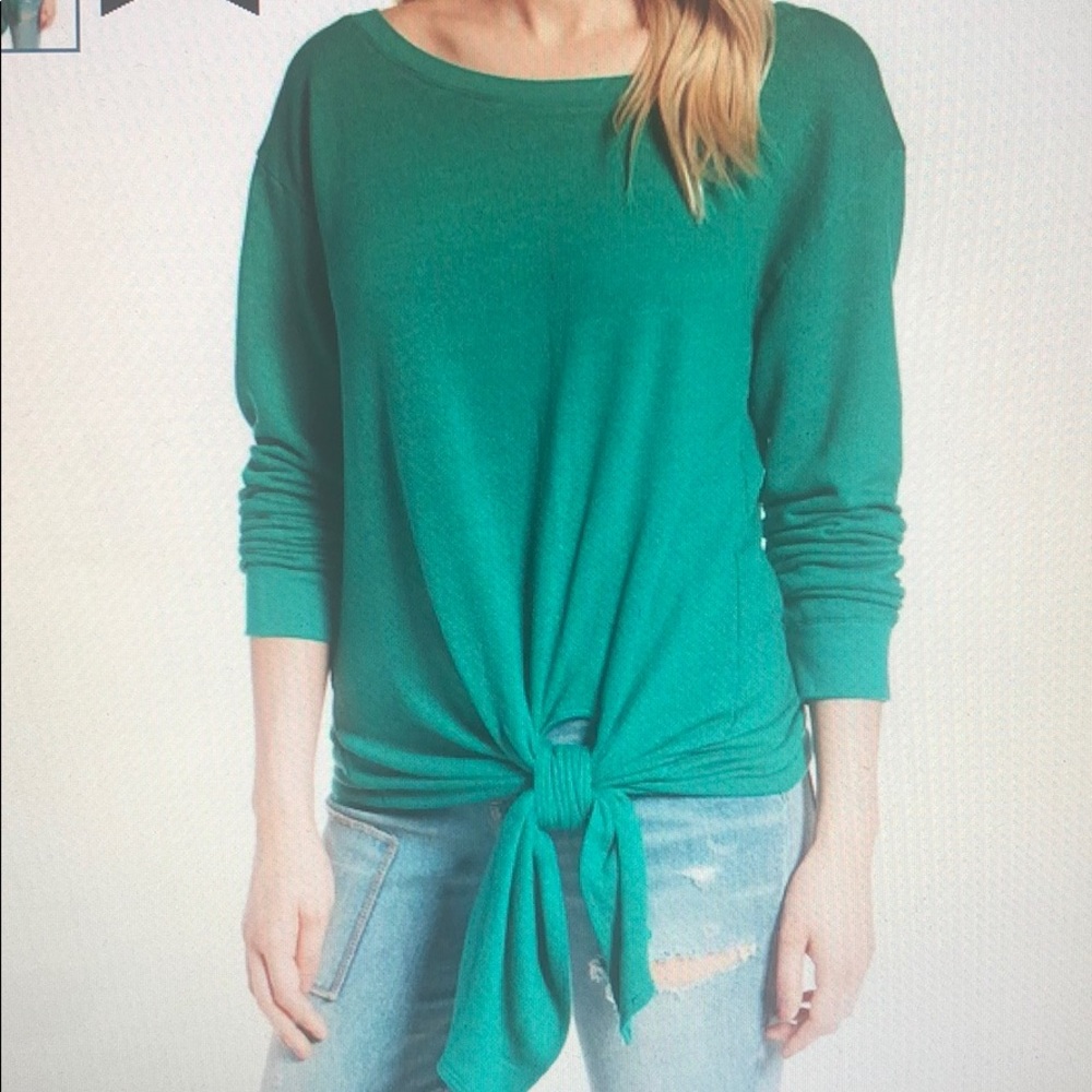 Hinge Tie Front Pullover